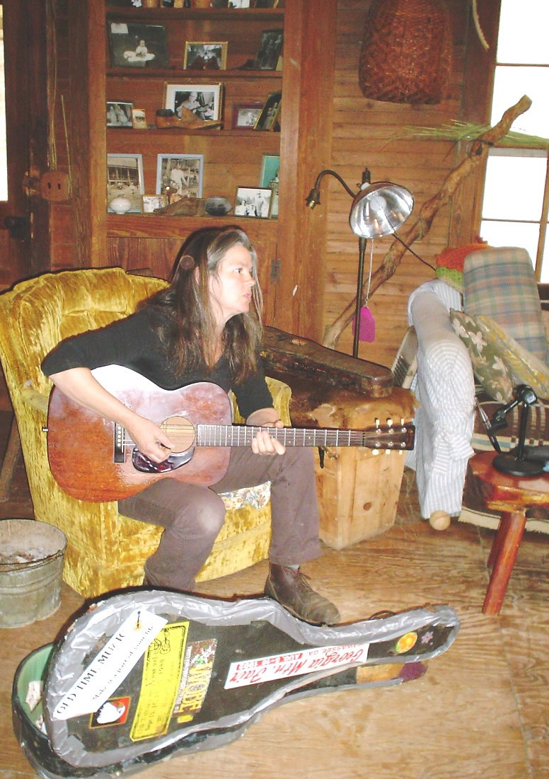 Appalachian lady and guitar